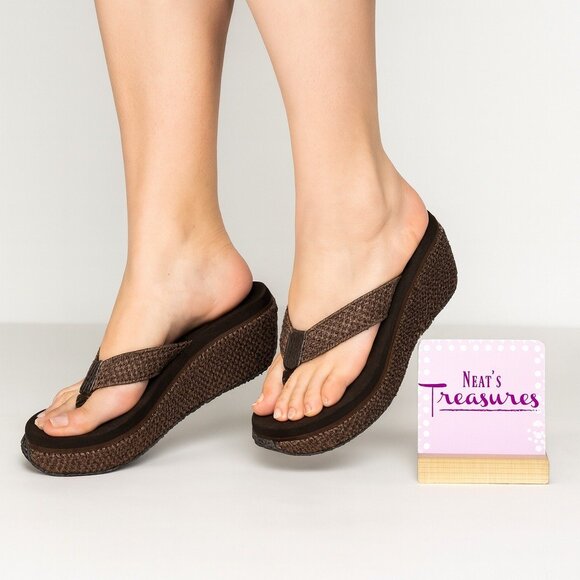 Volatile CANOVA Brown Raffia Straps Wedge Platform Thong Flip Flop Sandals Sz 9 - Picture 1 of 14